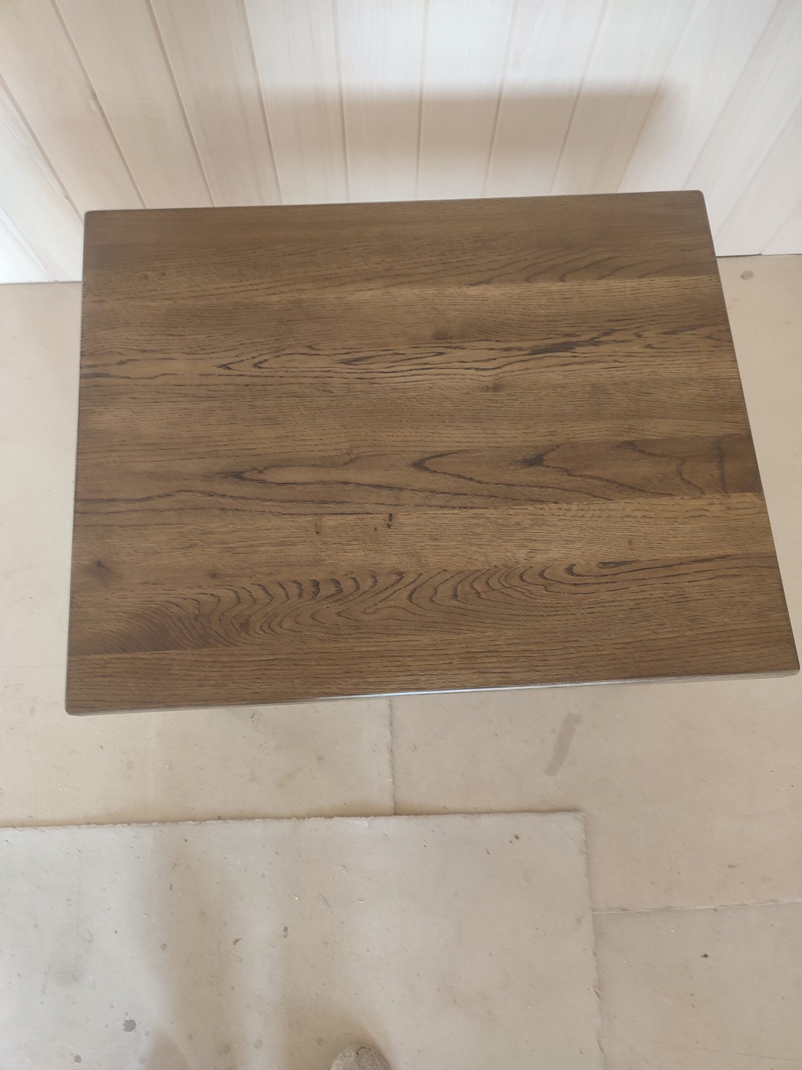 Ąžuoilinis kavos staliukas