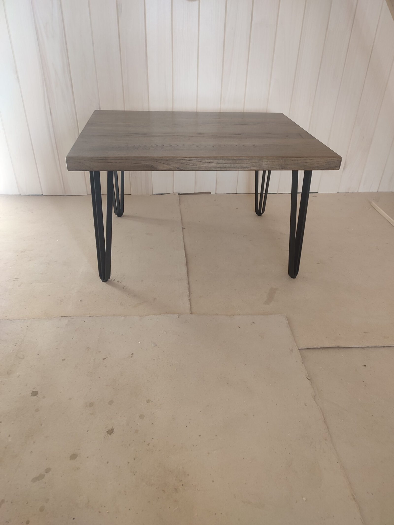 Ąžuolinis kavos staliukias