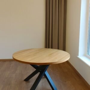Apvalus medinis stalas